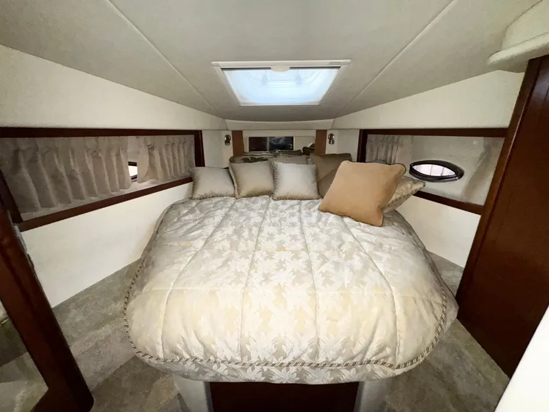 Slide: The Image of Sea Ray 38 Sundancer 2007 - 17