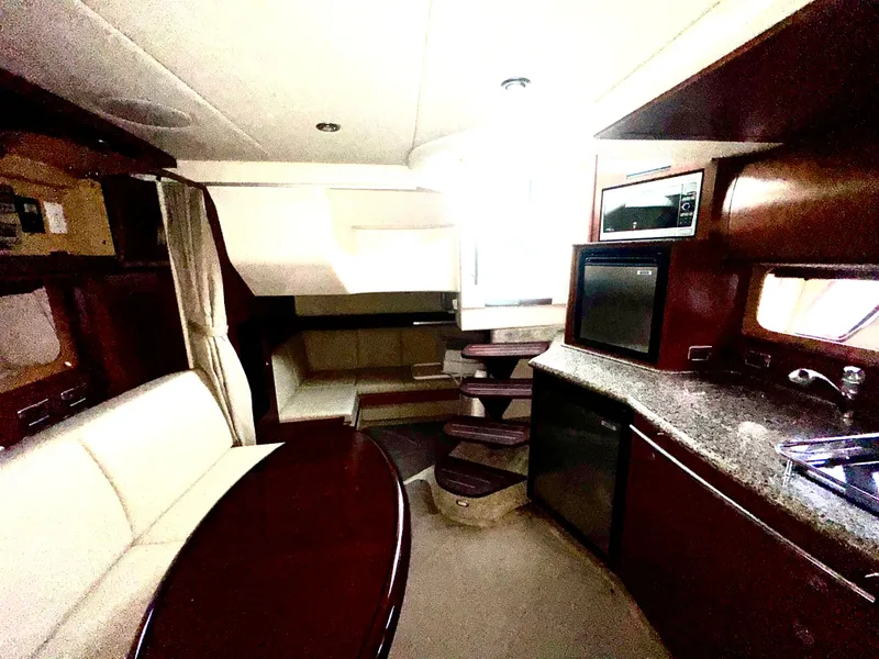 Slide: The Image of Sea Ray 38 Sundancer 2007 - 20