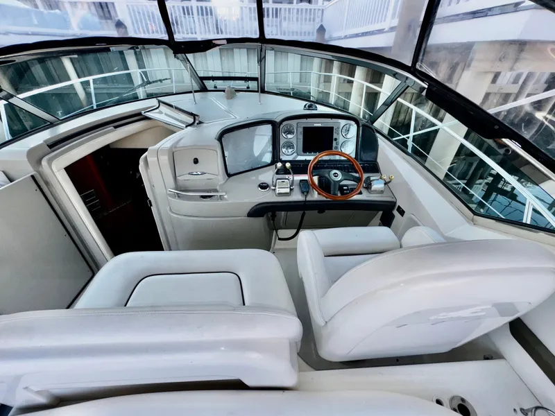 Slide: The Image of Sea Ray 38 Sundancer 2007 - 3