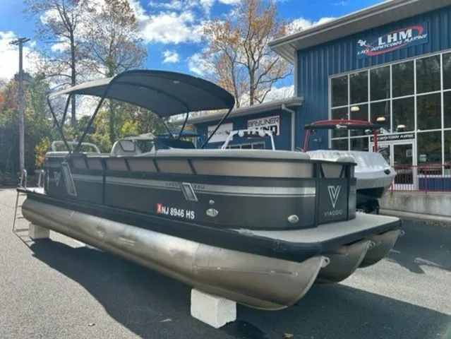 Slide: The Image of Viaggio Lago U L22U 2023 - 3