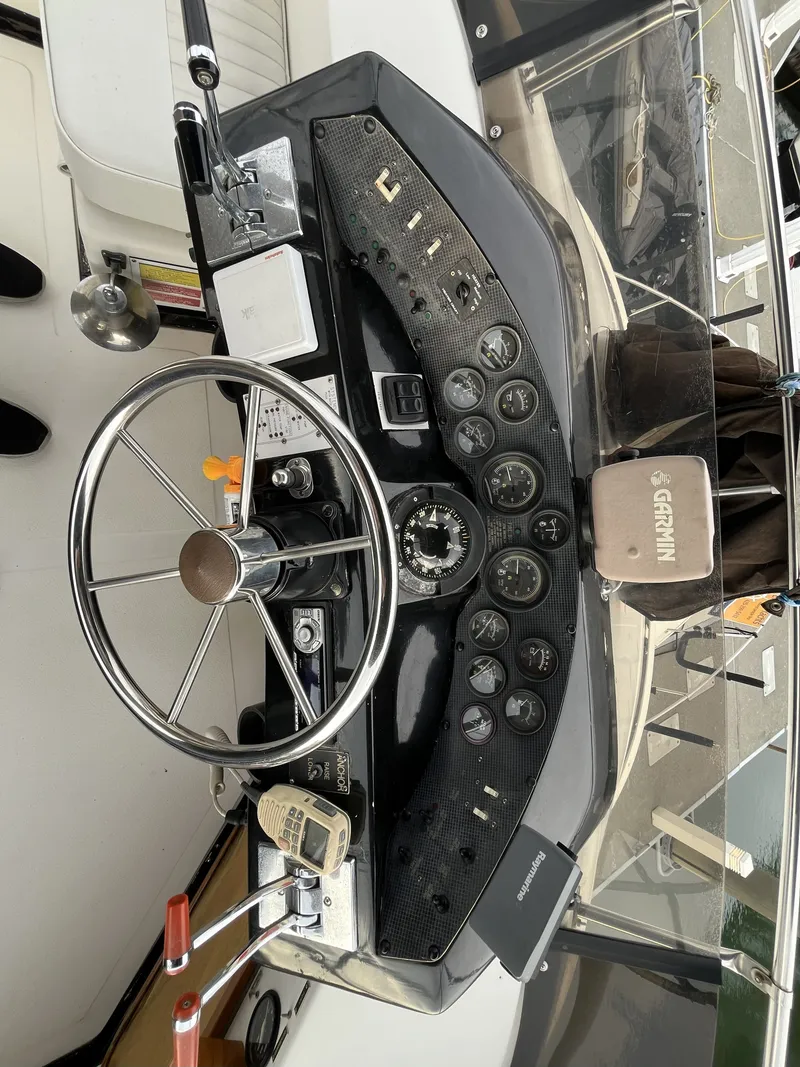 Slide: The Image of Sea Ray 340 Sedan Bridge 1986 - 6