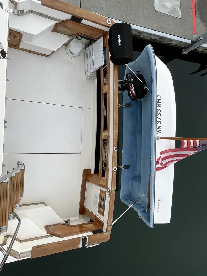 Slide: The Image of Sea Ray 340 Sedan Bridge 1986 - 9