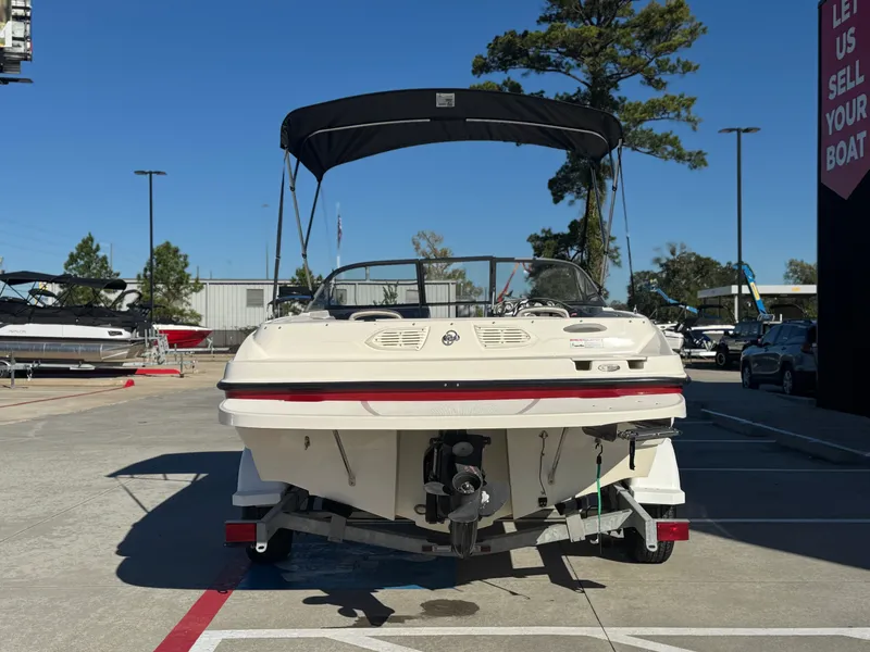 Slide: The Image of Bayliner 195 Bowrider 2010 - 8
