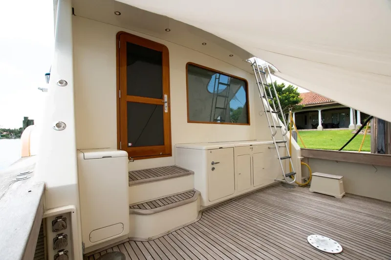 Slide: The Image of Donzi 65 Sportfisherman 1991 - 50