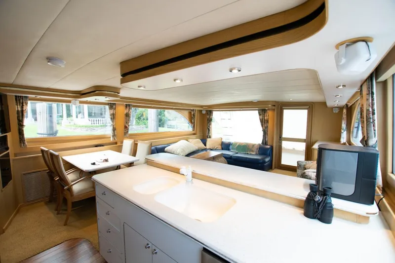 Slide: The Image of Donzi 65 Sportfisherman 1991 - 57