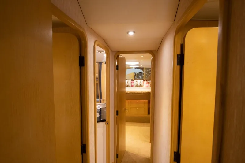 Slide: The Image of Donzi 65 Sportfisherman 1991 - 60