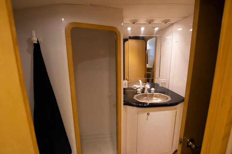 Slide: The Image of Donzi 65 Sportfisherman 1991 - 77