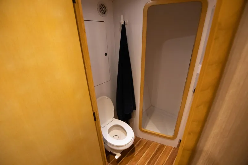 Slide: The Image of Donzi 65 Sportfisherman 1991 - 78