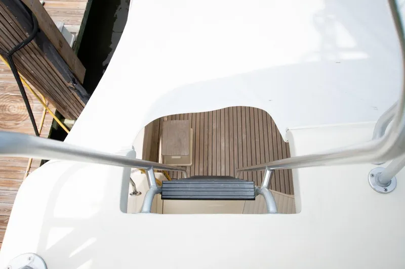 Slide: The Image of Donzi 65 Sportfisherman 1991 - 83