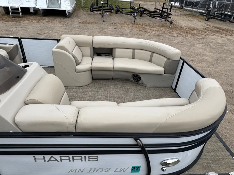 Slide: The Image of Harris Cruiser 220 Tritoon Pontoon 2018 - 16