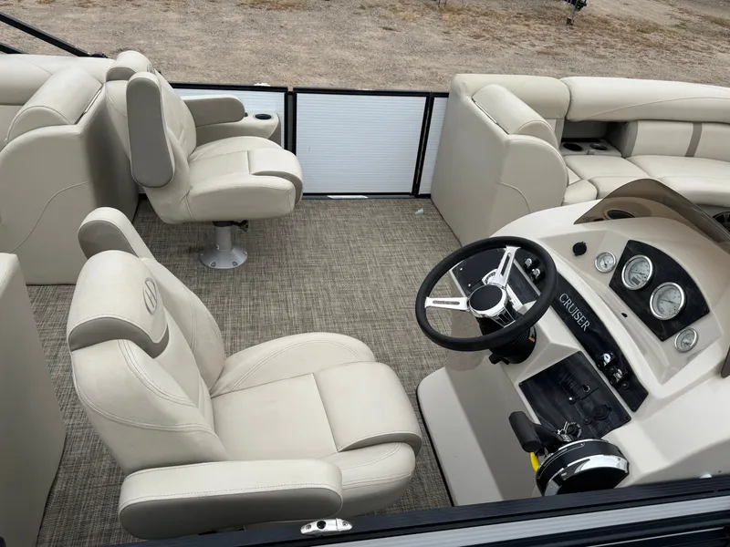 Slide: The Image of Harris Cruiser 220 Tritoon Pontoon 2018 - 25