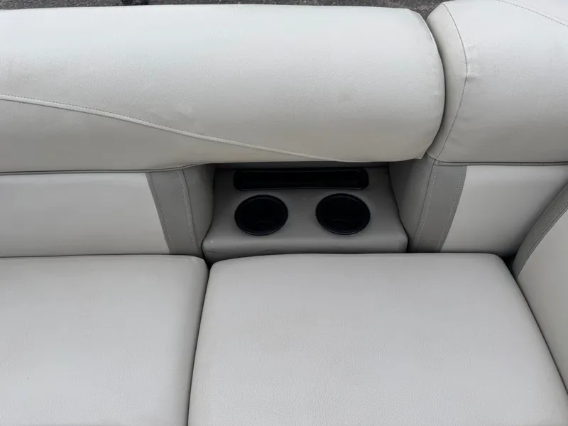 Slide: The Image of Harris Cruiser 220 Tritoon Pontoon 2018 - 32