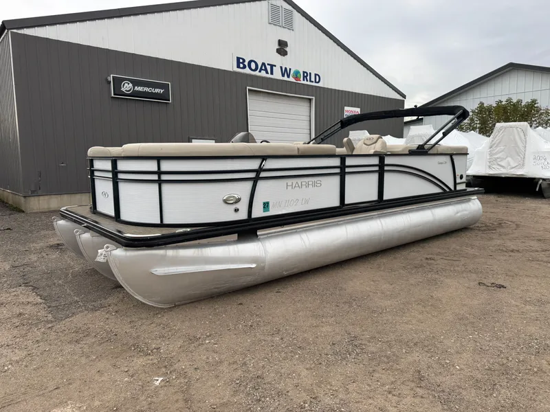 Slide: The Image of Harris Cruiser 220 Tritoon Pontoon 2018 - 37