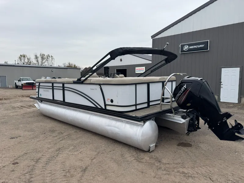 Slide: The Image of Harris Cruiser 220 Tritoon Pontoon 2018 - 44