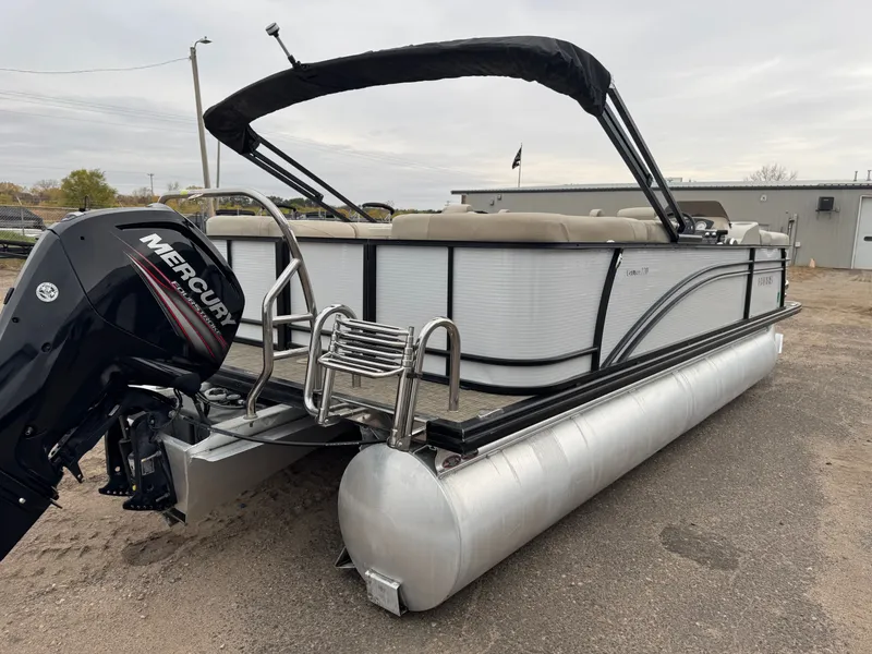 Slide: The Image of Harris Cruiser 220 Tritoon Pontoon 2018 - 46