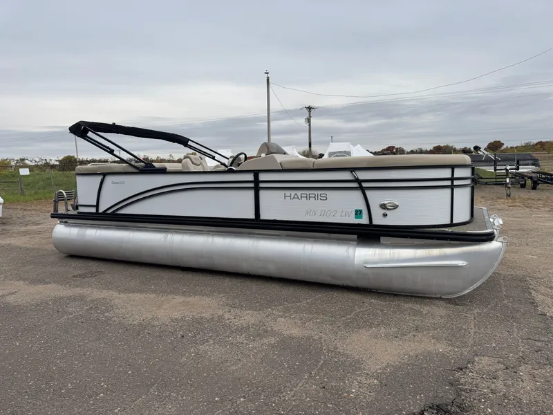 Slide: The Image of Harris Cruiser 220 Tritoon Pontoon 2018 - 51