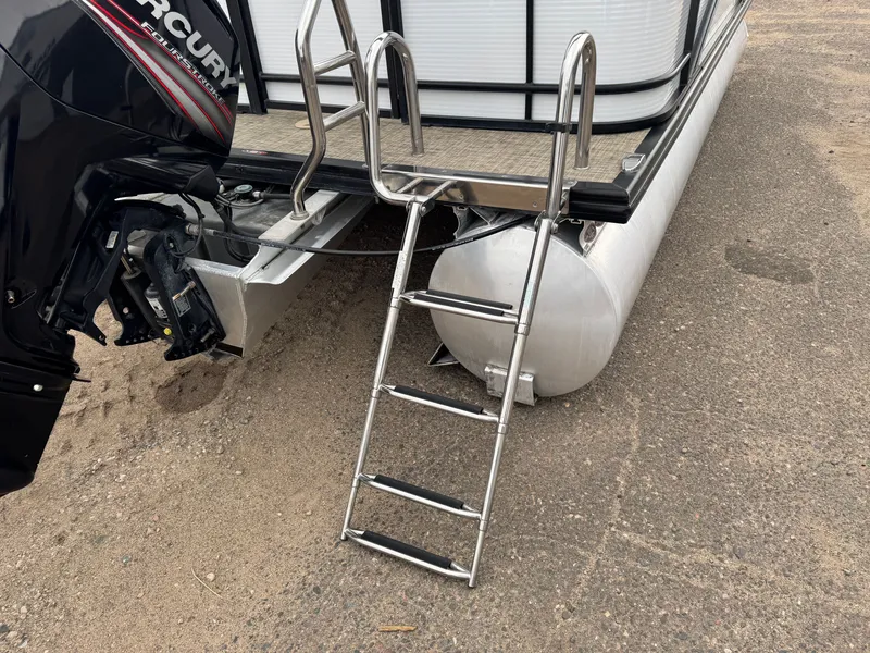 Slide: The Image of Harris Cruiser 220 Tritoon Pontoon 2018 - 54