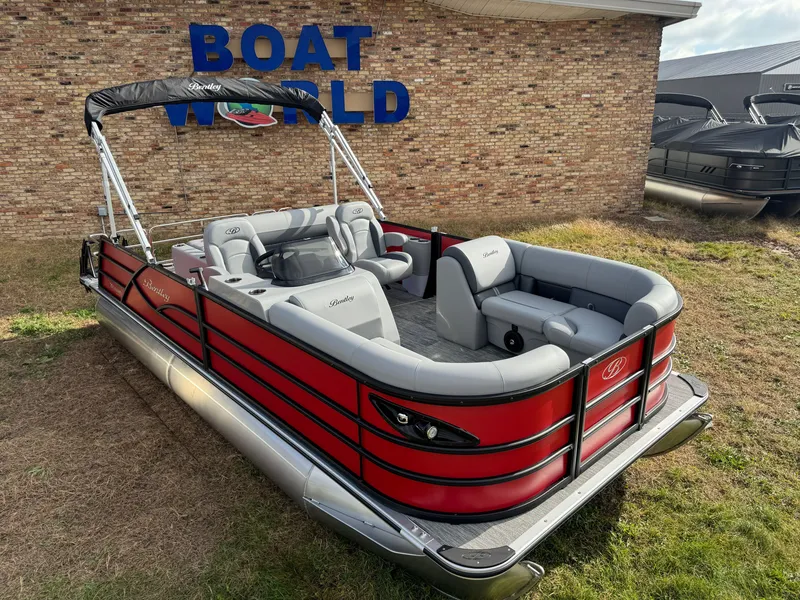 Slide: The Image of Bentley Pontoons Legacy 200 Swingback Pontoon & Honda 4-Stroke EFI 2026 - 3