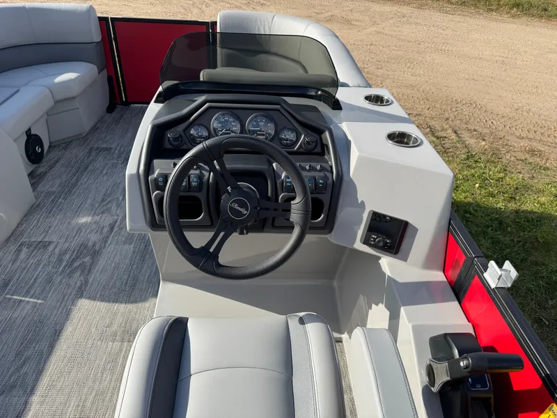 Slide: The Image of Bentley Pontoons Legacy 200 Swingback Pontoon & Honda 4-Stroke EFI 2026 - 37