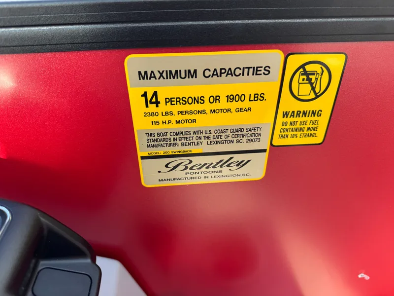 Slide: The Image of Bentley Pontoons Legacy 200 Swingback Pontoon & Honda 4-Stroke EFI 2026 - 42