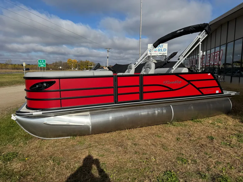 Slide: The Image of Bentley Pontoons Legacy 200 Swingback Pontoon & Honda 4-Stroke EFI 2026 - 9