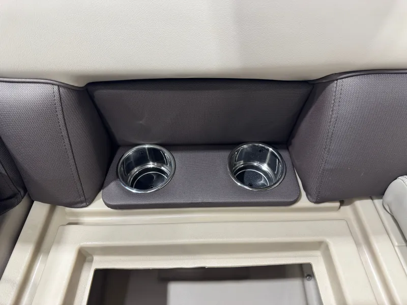 Slide: The Image of Bentley Pontoons Legacy 220 Navigator Quad Lounge & Honda 4-Stroke EFI 2026 - 29