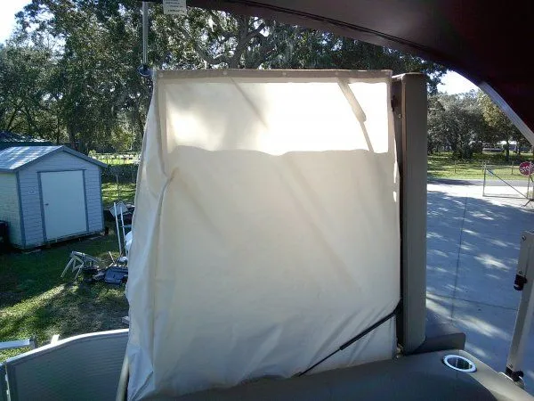 Slide: The Image of Bennington 20 SXL Tri-toon 2024 - 4