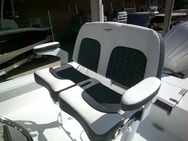 Slide: The Image of Tidewater 2410 Bay Max 2026 - 6