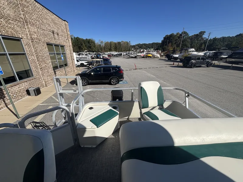 Slide: The Image of Sun Tracker Fishin'' Barge 21 w/Mercury Big Foot - 40HP - 4-Stroke Engine w/Trailer Included 2007 - 14