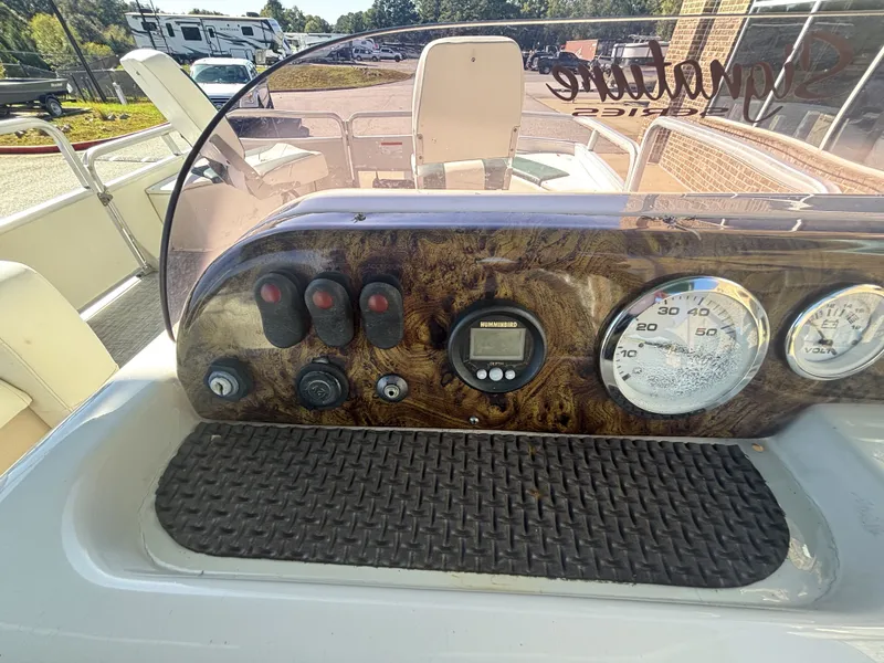 Slide: The Image of Sun Tracker Fishin'' Barge 21 w/Mercury Big Foot - 40HP - 4-Stroke Engine w/Trailer Included 2007 - 40