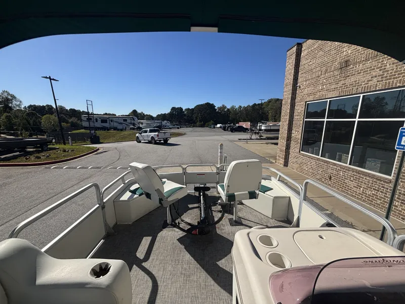 Slide: The Image of Sun Tracker Fishin'' Barge 21 w/Mercury Big Foot - 40HP - 4-Stroke Engine w/Trailer Included 2007 - 48