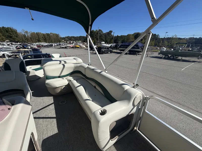 Slide: The Image of Sun Tracker Fishin'' Barge 21 w/Mercury Big Foot - 40HP - 4-Stroke Engine w/Trailer Included 2007 - 8