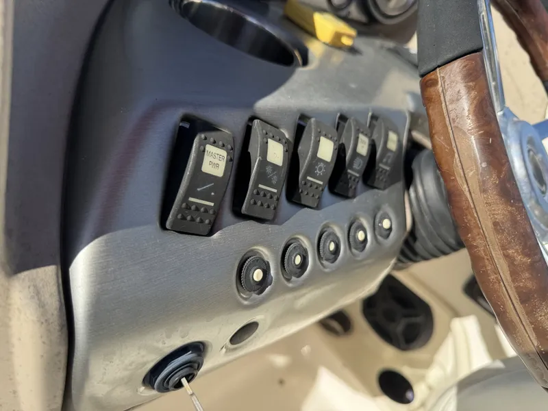 Slide: The Image of Hurricane Sun Deck 237 2006 - 10