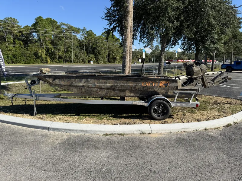 Slide: The Image of Excel Shallow Water F4 Pro Hull 1754 2025 - 14