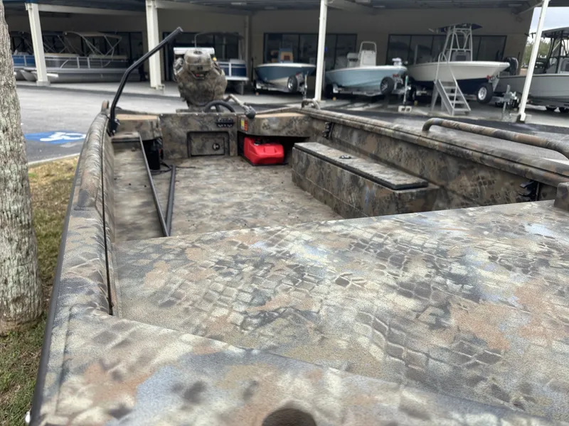 Slide: The Image of Excel Shallow Water F4 Pro Hull 1754 2025 - 8