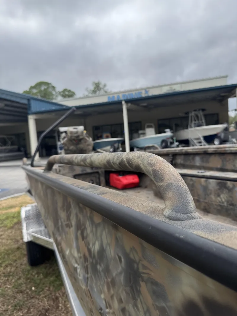 Slide: The Image of Excel Shallow Water F4 Pro Hull 1754 2025 - 9