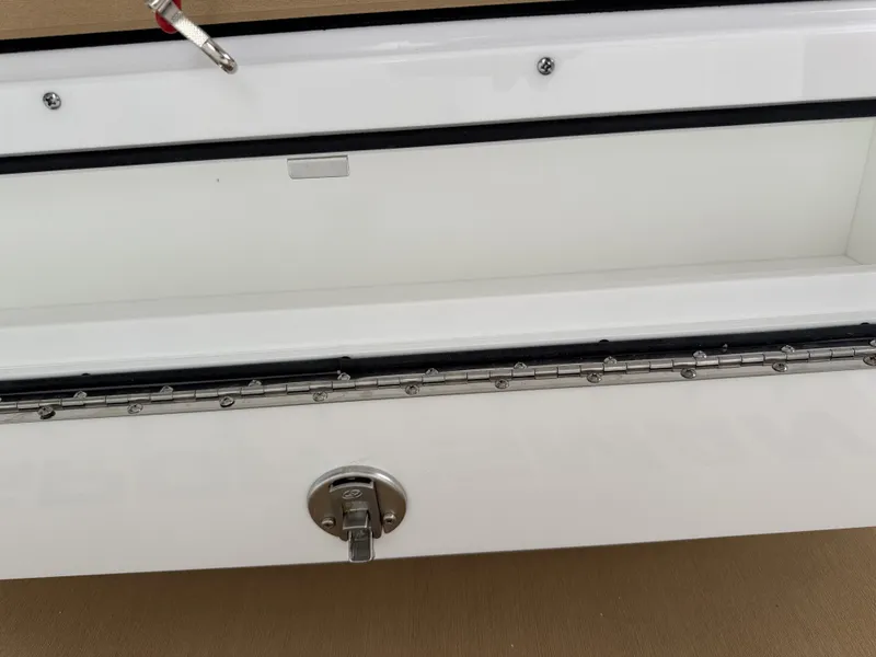 Slide: The Image of Sportsman Heritage 261 Center Console 2026 - 23