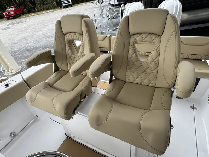 Slide: The Image of Sportsman Heritage 261 Center Console 2026 - 25