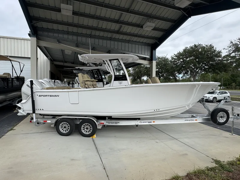 Slide: The Image of Sportsman Heritage 261 Center Console 2026 - 44