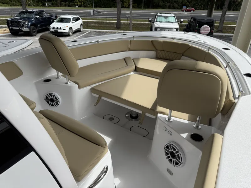 Slide: The Image of Sportsman Heritage 261 Center Console 2026 - 50