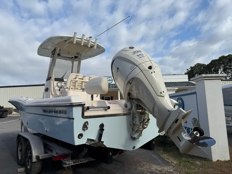 Slide: The Image of Grady-White 251 Coastal Explorer 2026 - 4