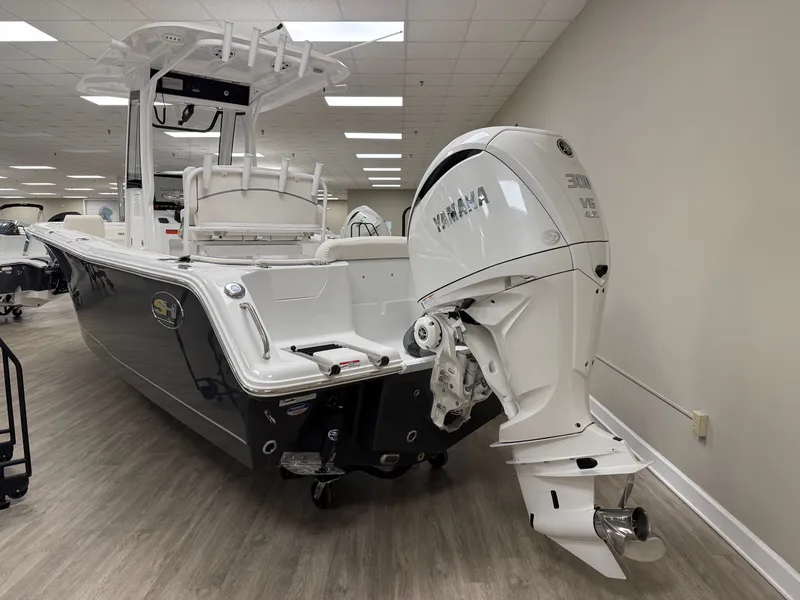 Slide: The Image of Sea Hunt Ultra 245 SE 2026 - 2