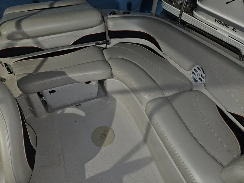 Slide: The Image of Tahoe 215 Xi 2015 - 5