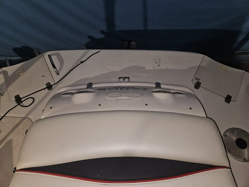 Slide: The Image of Tahoe 215 Xi 2015 - 6