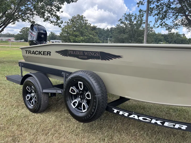 Slide: The Image of Tracker 1650 T Prairie Wings 2026 - 14