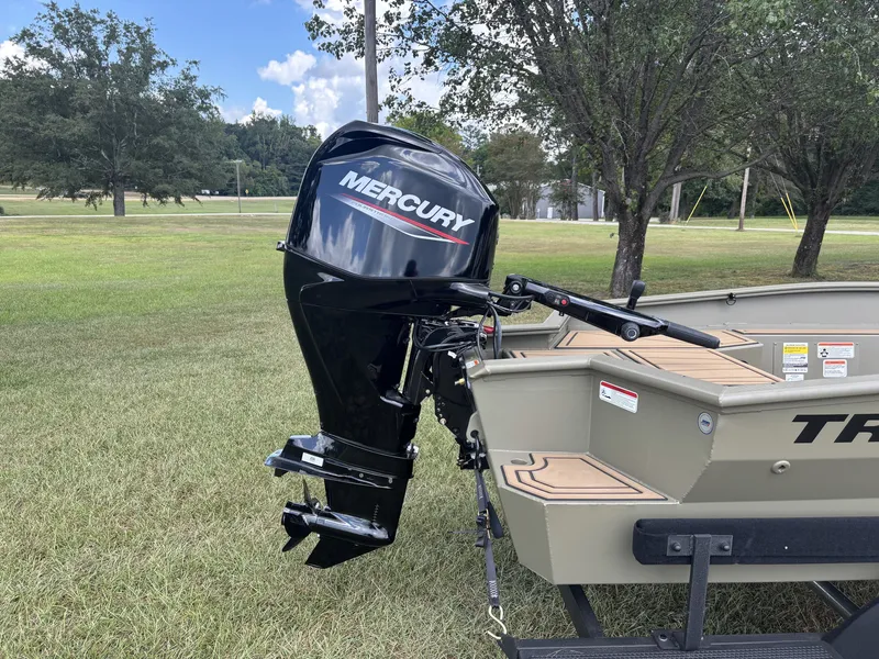 Slide: The Image of Tracker 1650 T Prairie Wings 2026 - 16