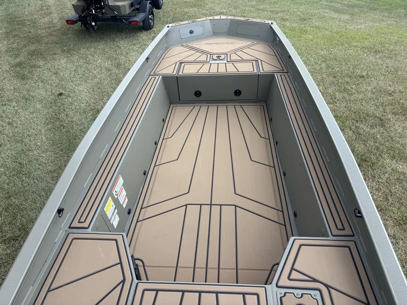 Slide: The Image of Tracker 1650 T Prairie Wings 2026 - 17