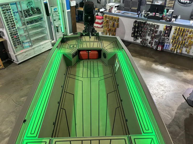 Slide: The Image of Tracker 1650 T Prairie Wings 2026 - 21