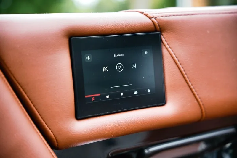 Slide: The Image of MasterCraft X24 2022 - 13