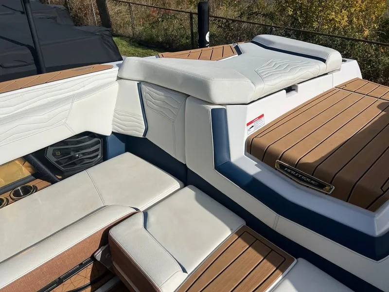 Slide: The Image of Nautique Super Air Nautique G25 2025 - 18